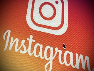 Instagram Bans Plastic Surgery Filters